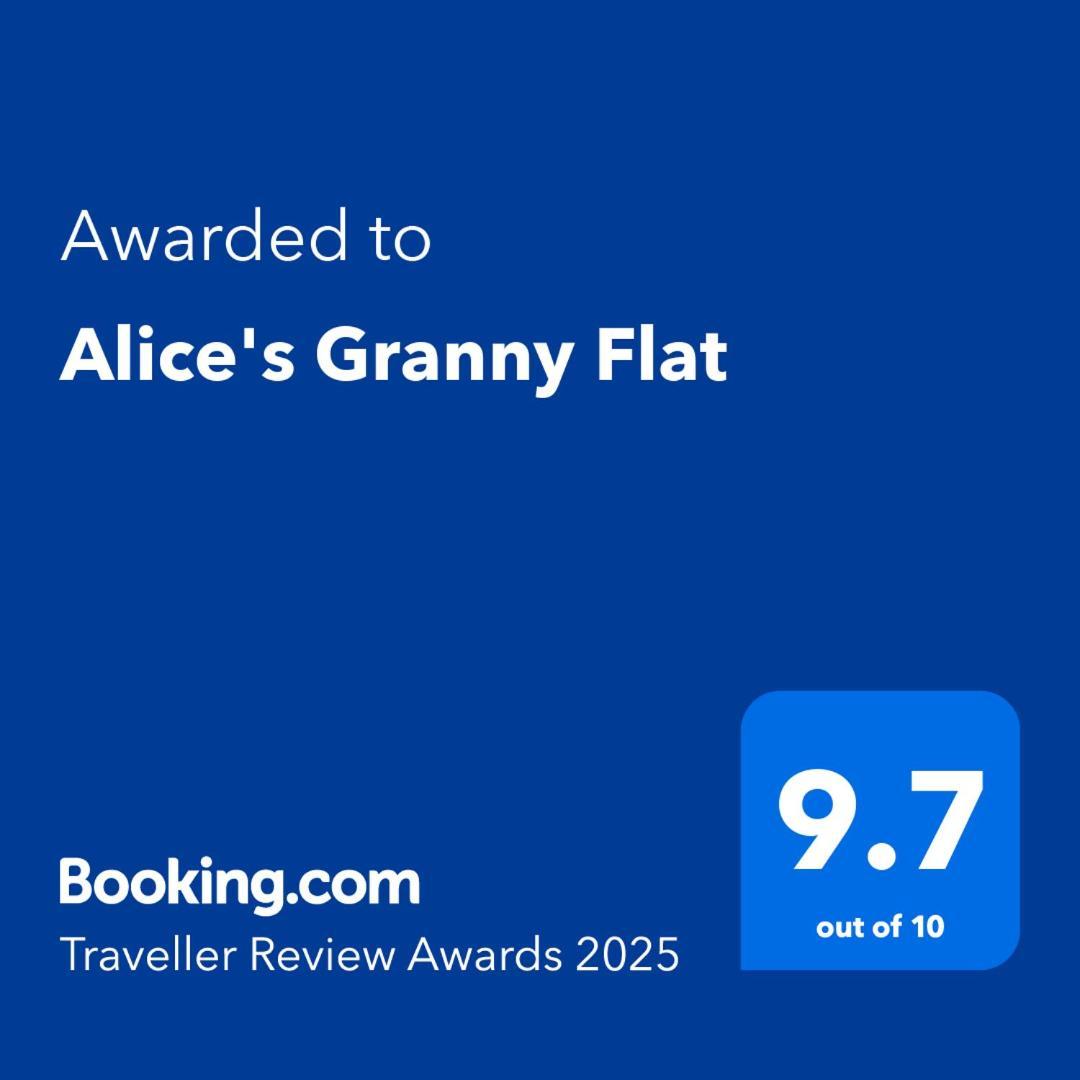דירות אליס ספרינגס Alice'S Granny Flat מראה חיצוני תמונה